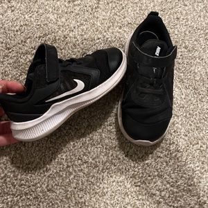 Nike flex 10C US size